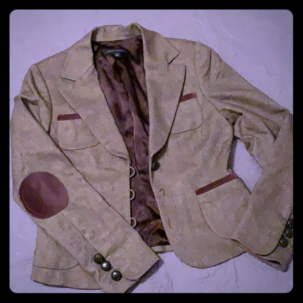 Tweed jacket with elbow patches